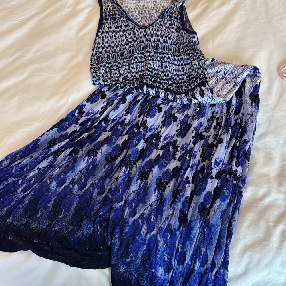 Beautiful purple and blue Soft surroundings M maxi dress EUC - Picture 2 of 2